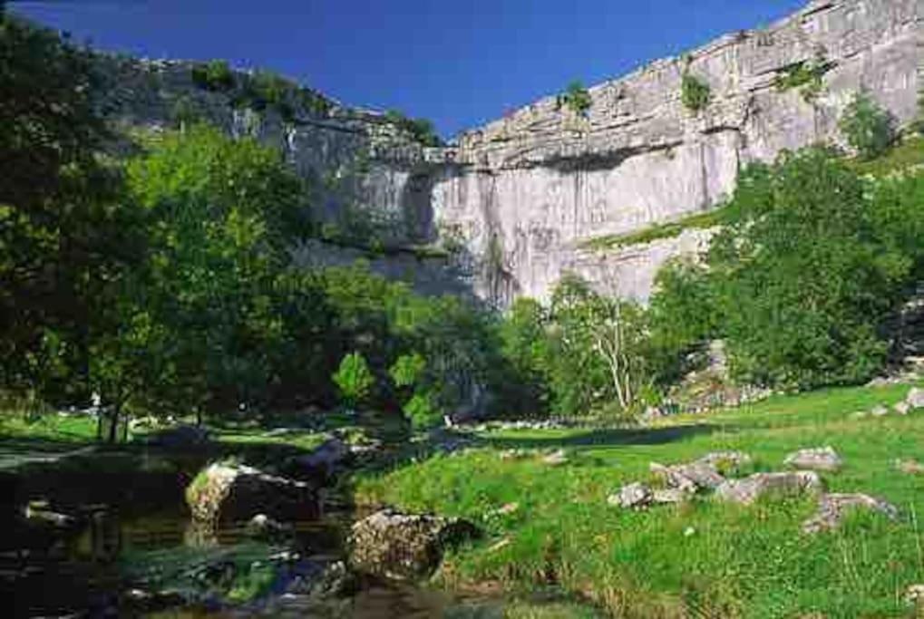 Ingledale Apartment, Ingleton, Yorkshire Dales National Park, Famous Three Peaks, Near The Lake District, Pets Are Welcome Ингълтън Екстериор снимка