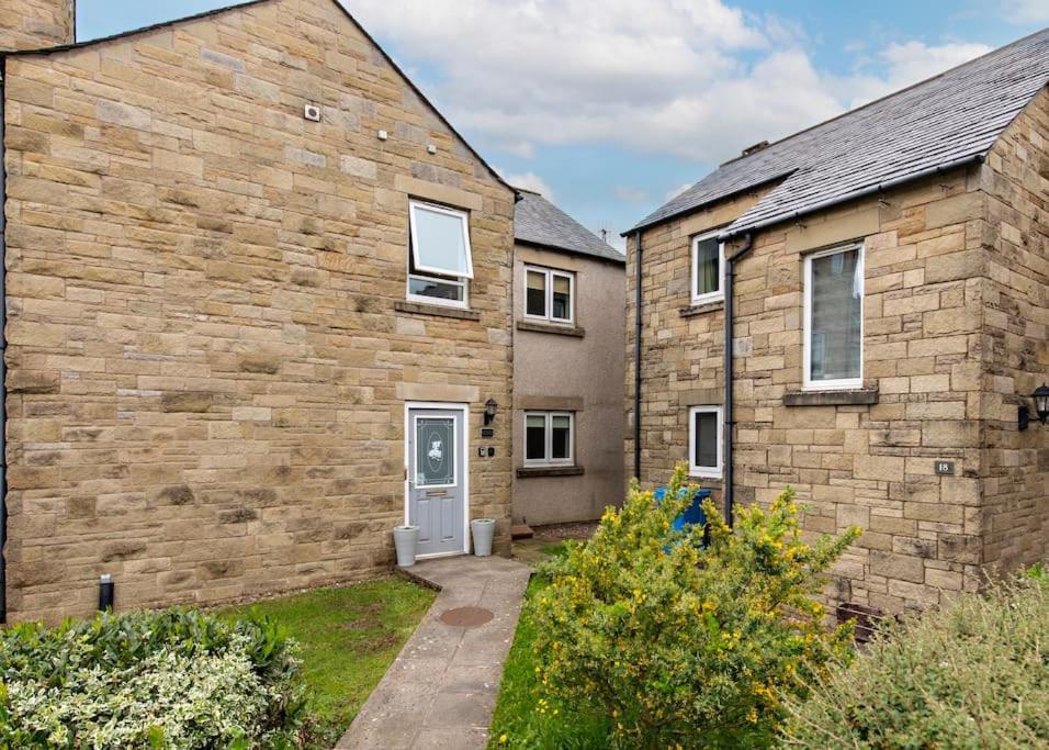 Ingledale Apartment, Ingleton, Yorkshire Dales National Park, Famous Three Peaks, Near The Lake District, Pets Are Welcome Ингълтън Екстериор снимка