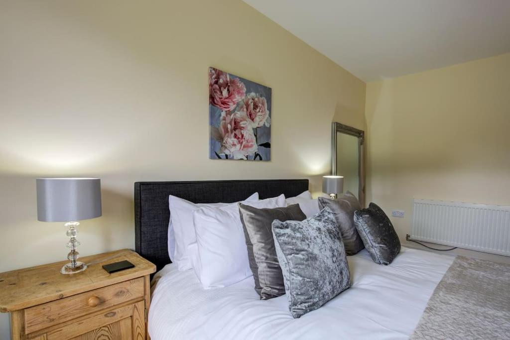 Ingledale Apartment, Ingleton, Yorkshire Dales National Park, Famous Three Peaks, Near The Lake District, Pets Are Welcome Ингълтън Екстериор снимка